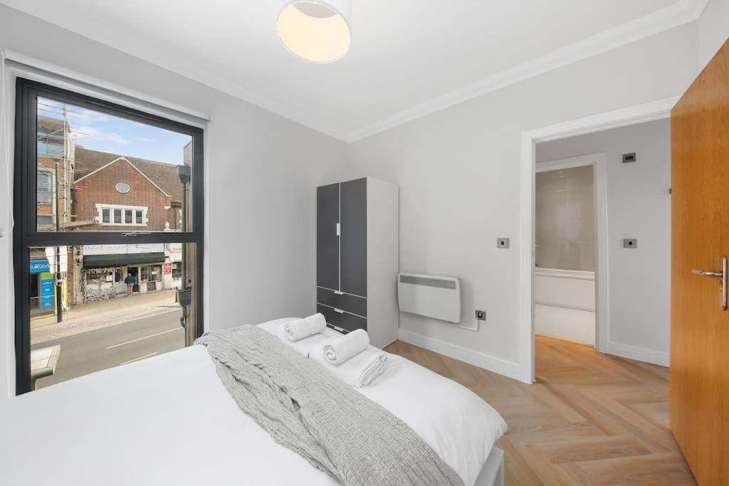 Pleasing 2Bed Flat 10Min To Wimbledon Tennis Court Londra Exterior foto