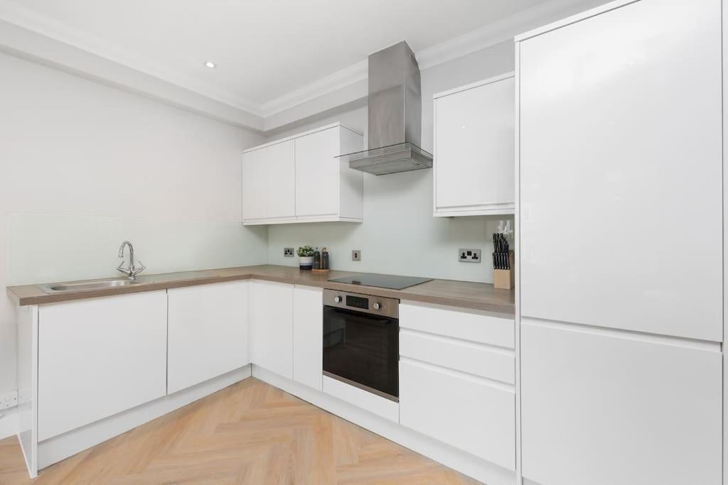 Pleasing 2Bed Flat 10Min To Wimbledon Tennis Court Londra Exterior foto