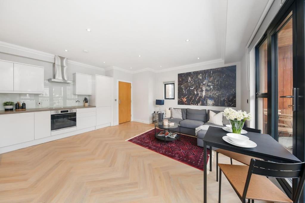 Pleasing 2Bed Flat 10Min To Wimbledon Tennis Court Londra Exterior foto